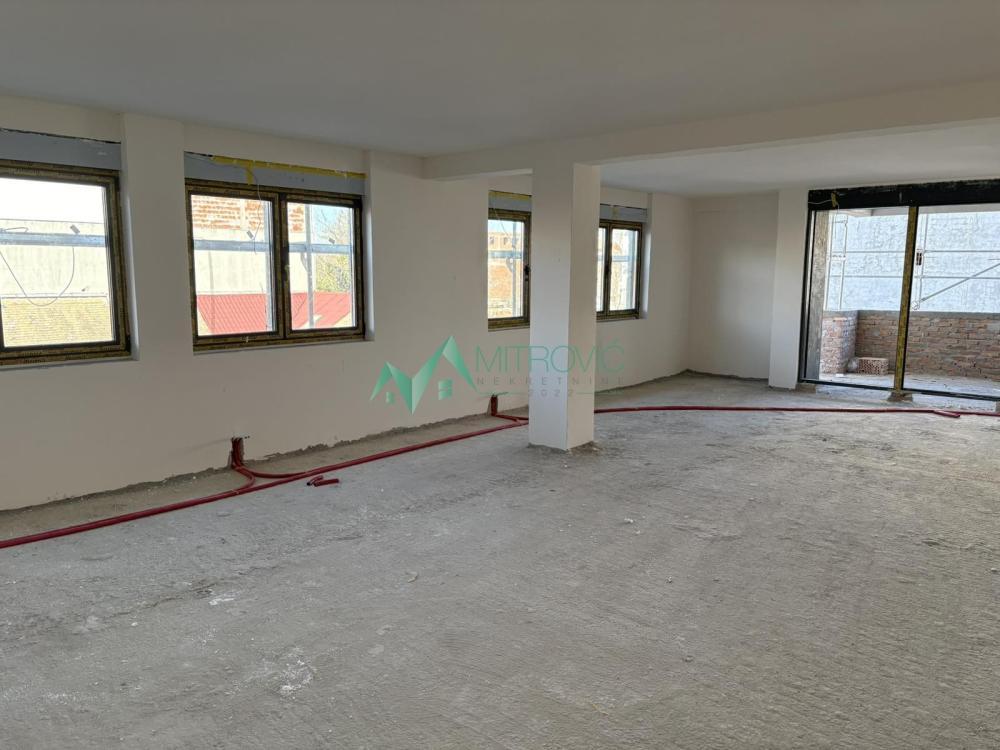 Glavna slika -Četvorosoban stan na prodaju, 108m2, 342.390€