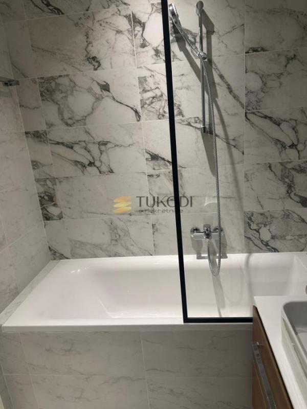 Slika 9 - Trosoban stan za izdavanje, 82m2, 1.900€