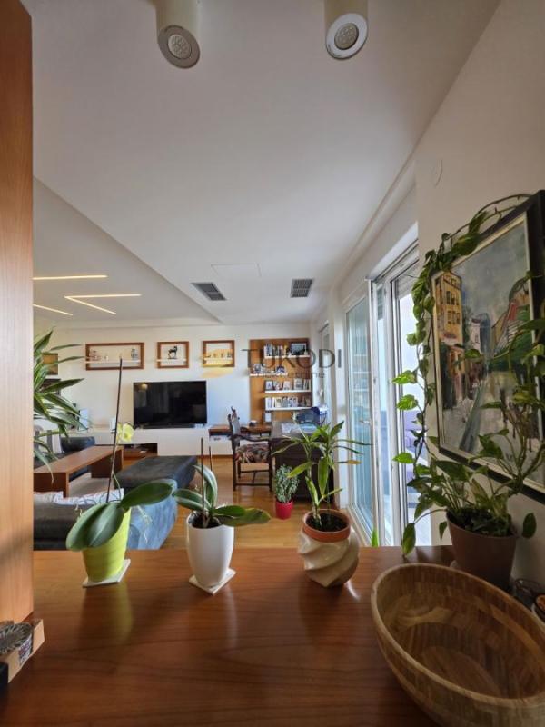 Slika 8 - Četvorosoban stan na prodaju, 114m2, 360.000€