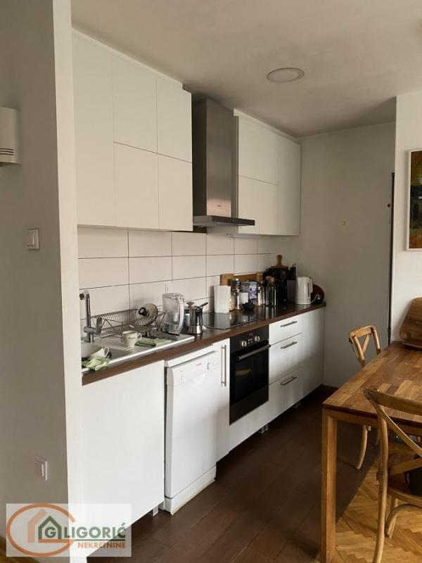 Slika 6 - Cara Dušana, Trosoban stan na prodaju, 64m2, 280.000€