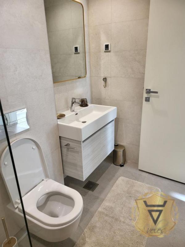 Slika 11 - Dvosoban stan za izdavanje, 53m2, 1.300€