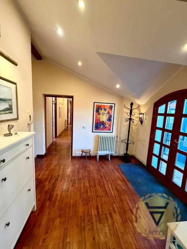 Slika 7 - Petosoban stan za izdavanje, 200m2, 2.100€