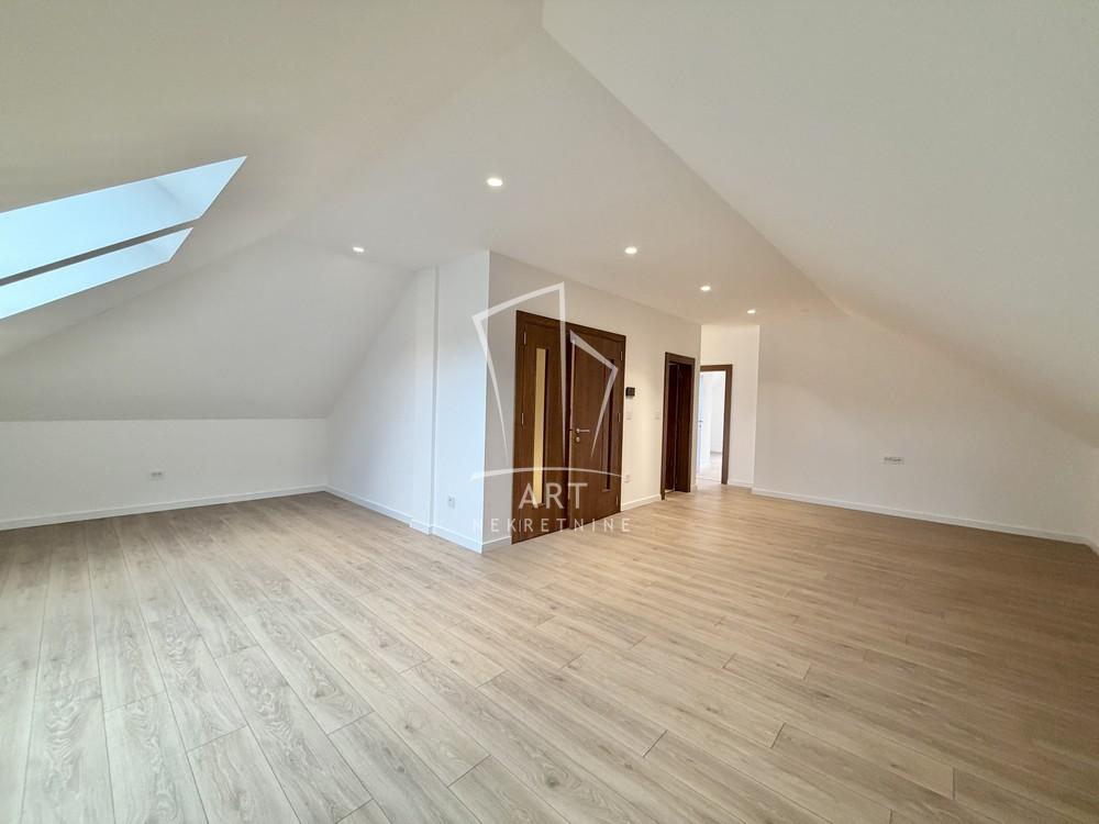 Slika 8 - Avalska,  Kuća na prodaju, 168m2, 550.000€