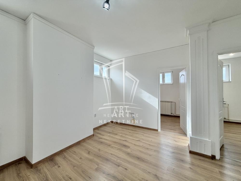 Glavna slika -Stanka Paunovića Veljka, Dvoiposoban stan na prodaju, 36m2, 99.900€