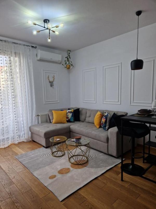 Glavna slika -Dvosoban stan za izdavanje, 34m2, 550€