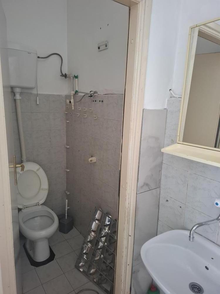 Slika 2 - 7 juli 35 lokal br.5,  Lokal za izdavanje, 20m2, 230€