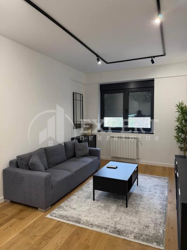 Slika 1 - Stevana Sremca, Jednoiposoban stan za izdavanje, 41m2, 400€