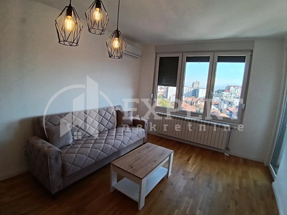 Glavna slika -Obilićev venac, Dvoiposoban stan za izdavanje, 70m2, 450€