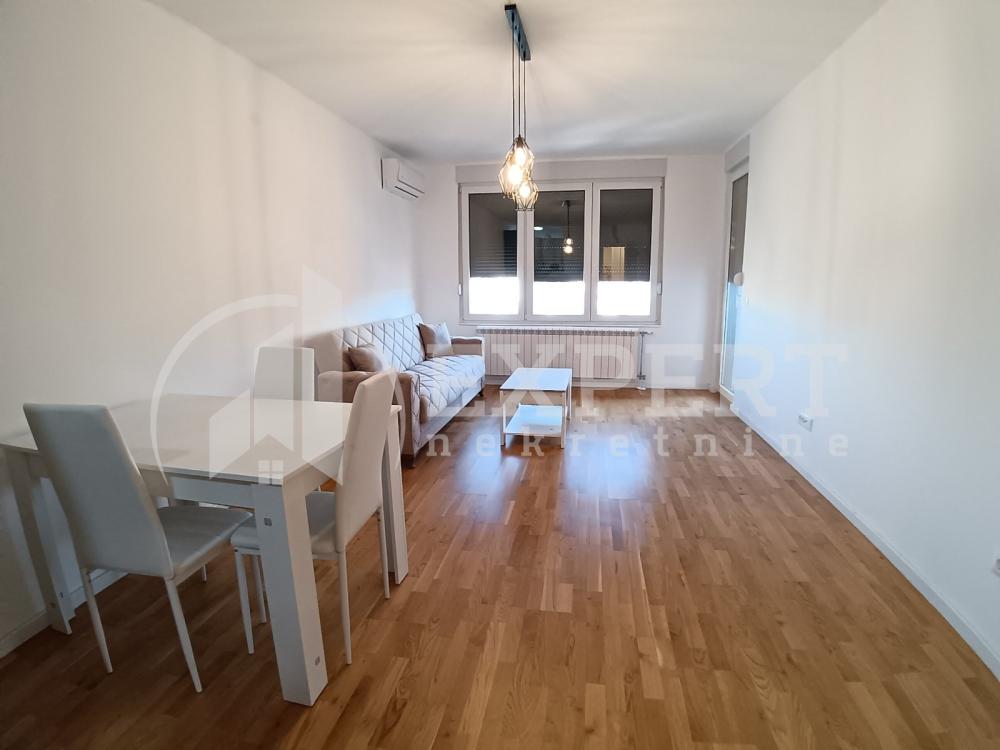 Slika 3 - Obilićev venac, Dvoiposoban stan za izdavanje, 70m2, 450€