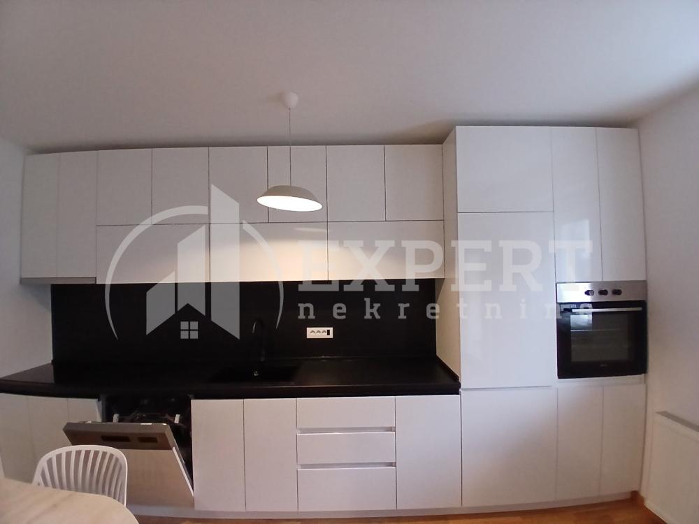 Slika 6 - Stojana Andrića, Dvoiposoban stan za izdavanje, 83m2, 450€