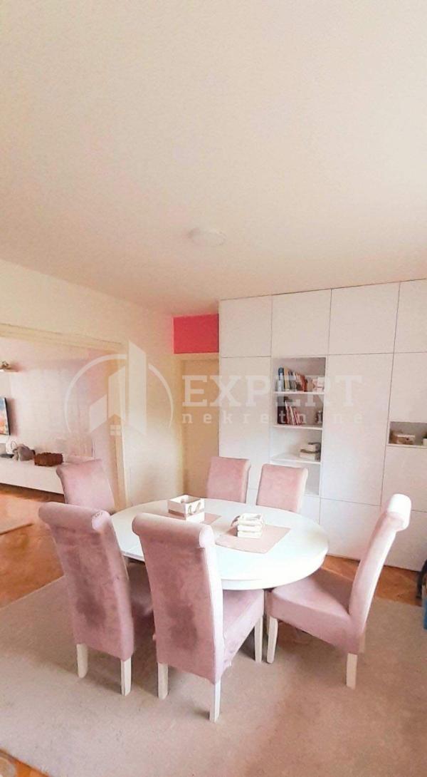 Slika 6 - Trg Pavla Stojkovića, Četvorosoban stan za izdavanje, 110m2, 750€