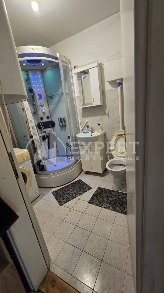 Slika 4 - 7. jula, Jednosoban stan za izdavanje, 40m2, 300€