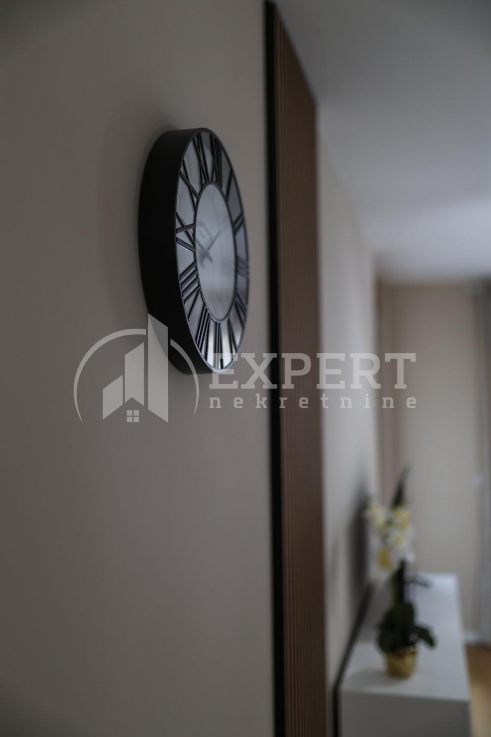 Slika 6 - Bulevar Nemanjića, Jednoiposoban stan za izdavanje, 45m2, 450€