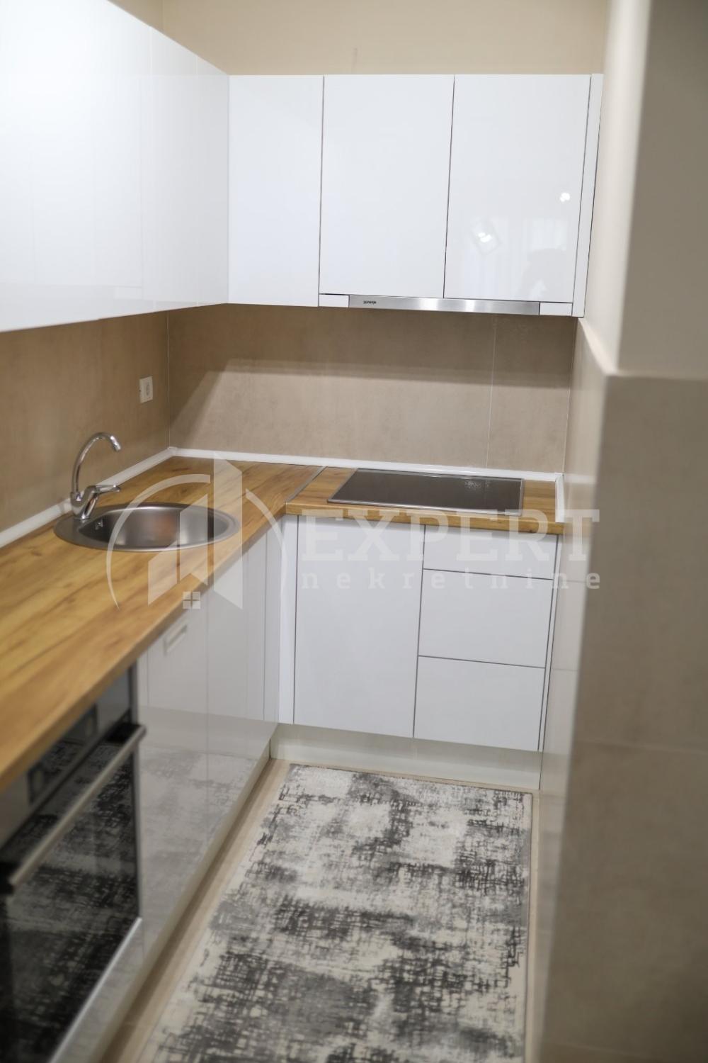 Slika 7 - Bulevar Nemanjića, Jednoiposoban stan za izdavanje, 45m2, 450€