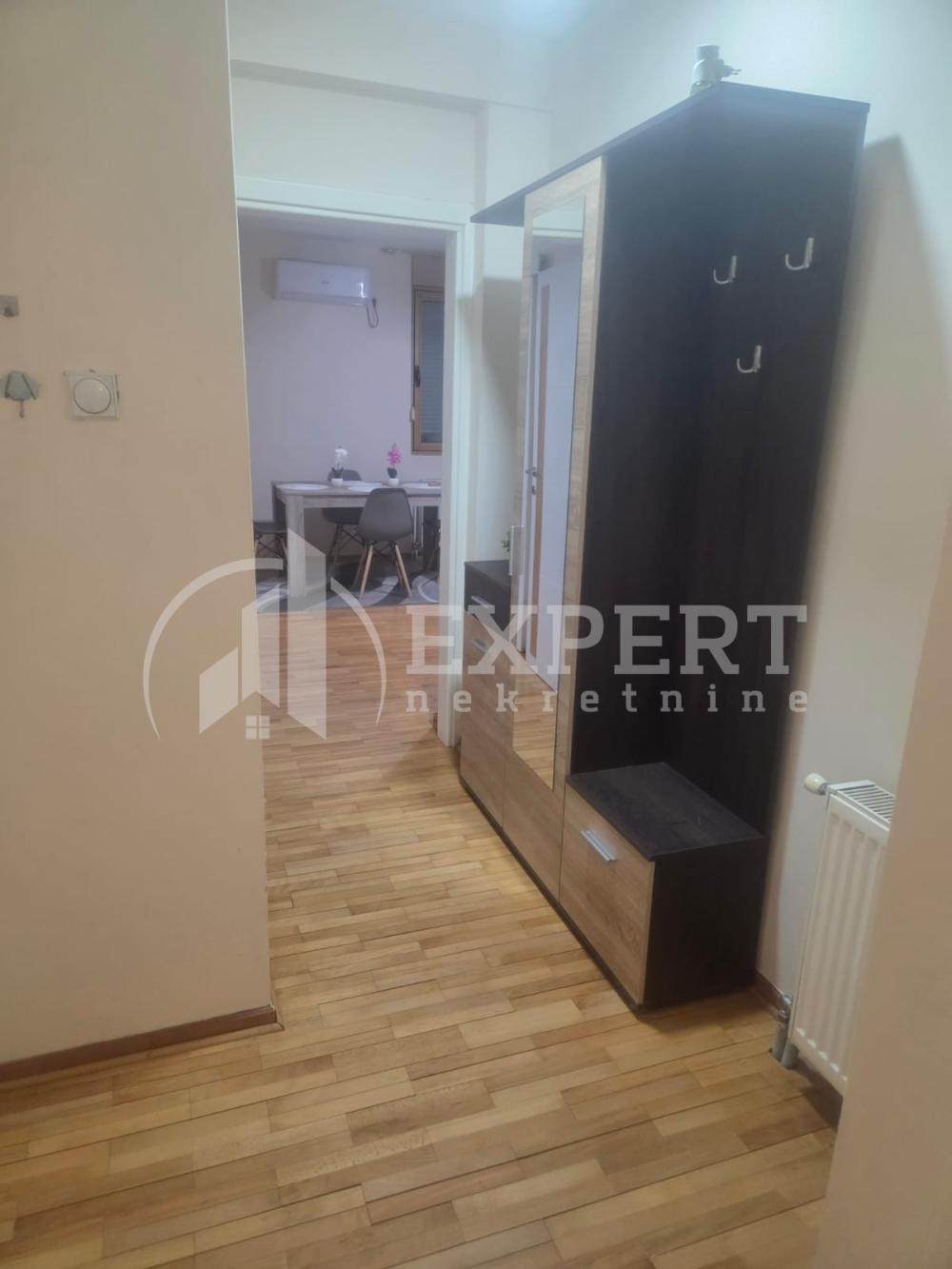 Slika 10 - Episkopska, Dvoiposoban stan za izdavanje, 66m2, 400€