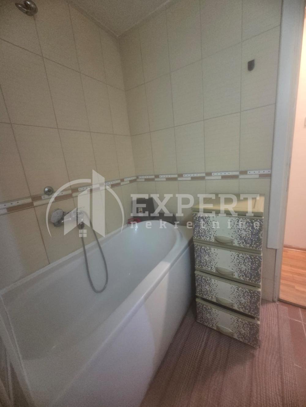 Slika 8 - Episkopska, Dvoiposoban stan za izdavanje, 66m2, 400€