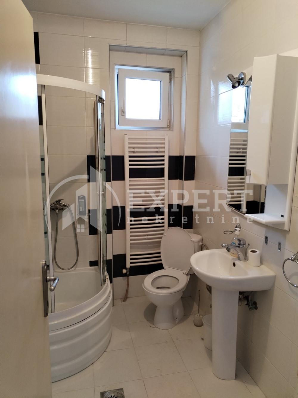 Slika 9 - Obrenovićeva, Dvosoban stan za izdavanje, 52m2, 400€