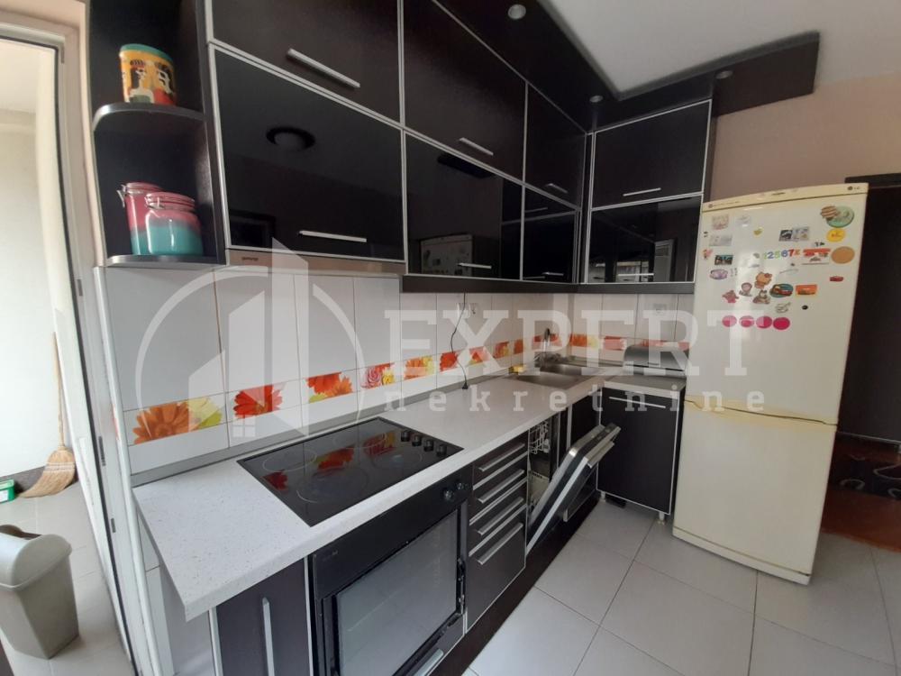 Slika 5 - Stojana Novakovića, Troiposoban stan za izdavanje, 95m2, 450€