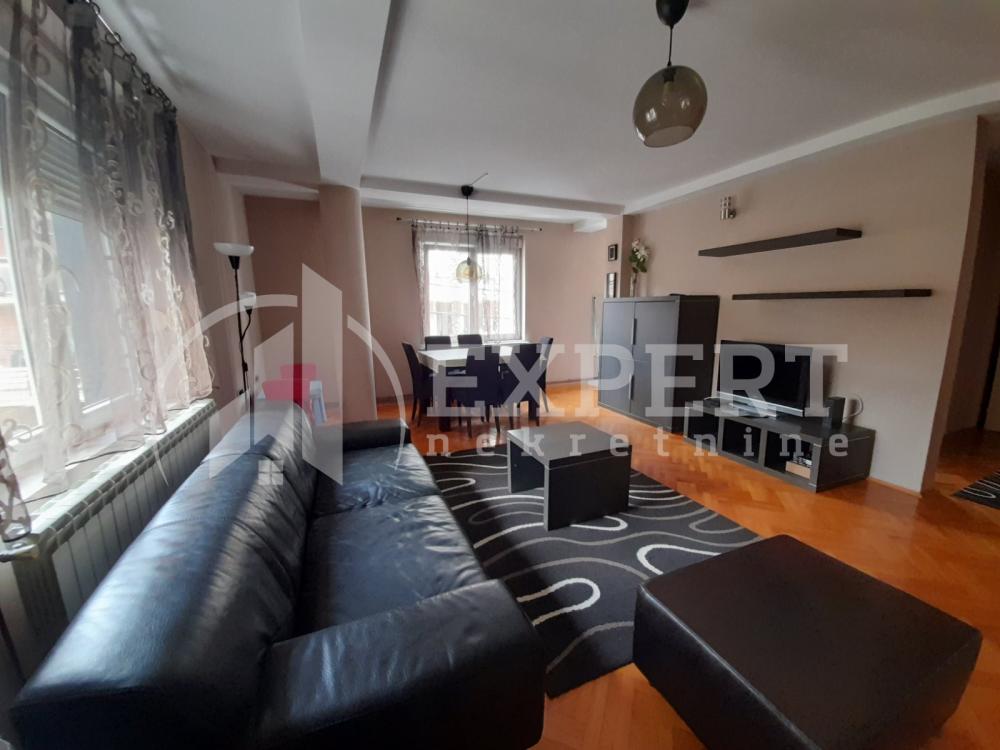 Slika 2 - Stojana Novakovića, Troiposoban stan za izdavanje, 95m2, 450€