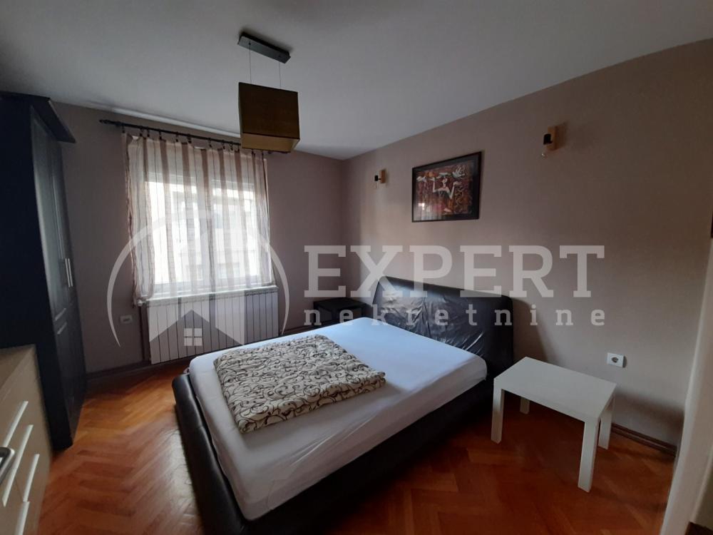 Slika 10 - Stojana Novakovića, Troiposoban stan za izdavanje, 95m2, 450€