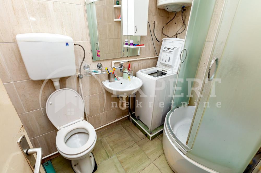 Slika 6 - Radnih brigada, Dvoiposoban stan na prodaju, 53m2, 101.200€