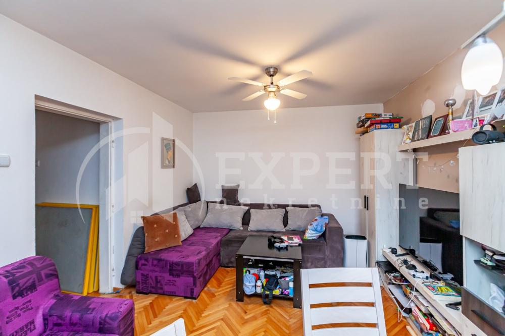 Slika 1 - Radnih brigada, Dvoiposoban stan na prodaju, 53m2, 101.200€