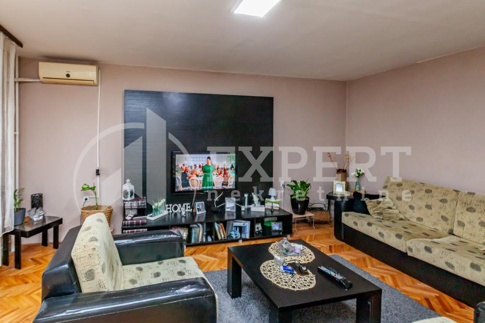 Slika 2 - Ljubomira Nikolića, Četvorosoban stan na prodaju, 81m2, 145.000€