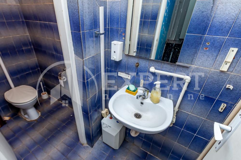 Slika 11 - Koste Stamenkovića,  Lokal za izdavanje, 53m2, 450€