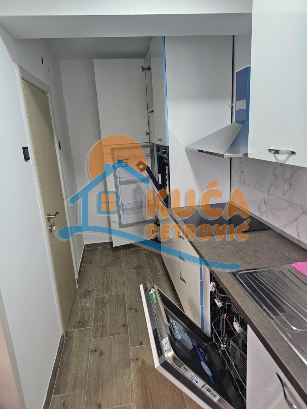 Slika 3 - Zetska, Dvoiposoban stan za izdavanje, 68m2, 500€