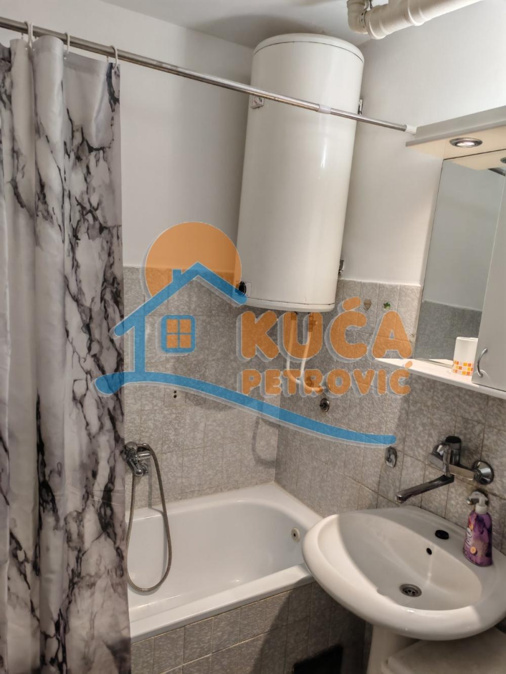 Slika 8 - Mokranjčeva, Dvoiposoban stan za izdavanje, 74m2, 400€