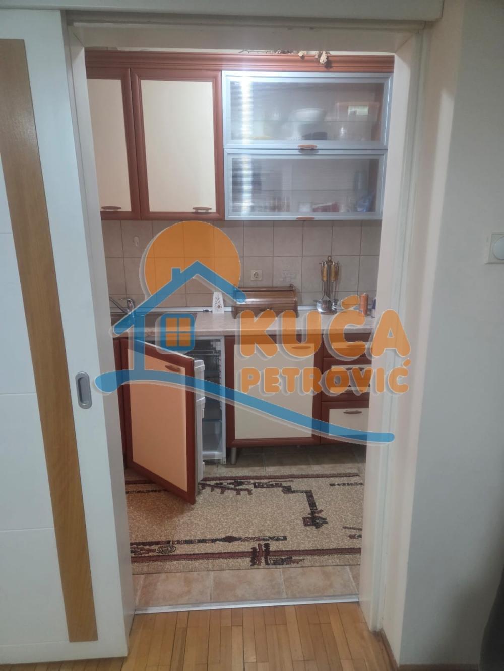 Glavna slika -Episkopska, Dvoiposoban stan za izdavanje, 66m2, 400€