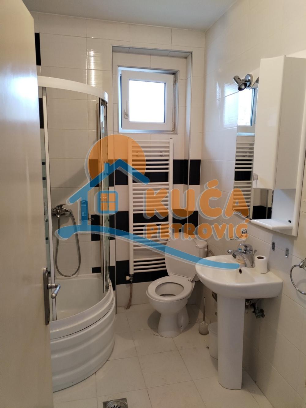 Slika 9 - Obrenovićeva, Dvosoban stan za izdavanje, 52m2, 400€