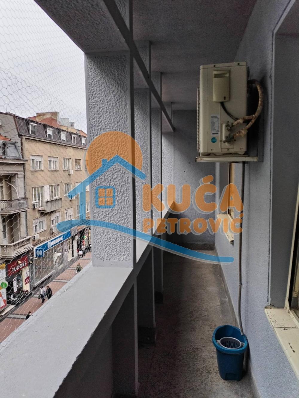 Slika 11 - Obrenovićeva, Dvosoban stan za izdavanje, 52m2, 400€