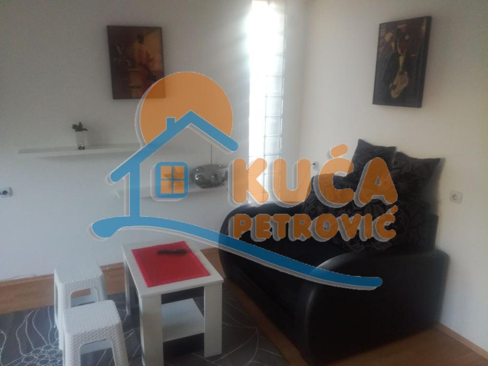 Slika 3 - Vožda Karađorđa, Dvosoban stan za izdavanje, 51m2, 350€