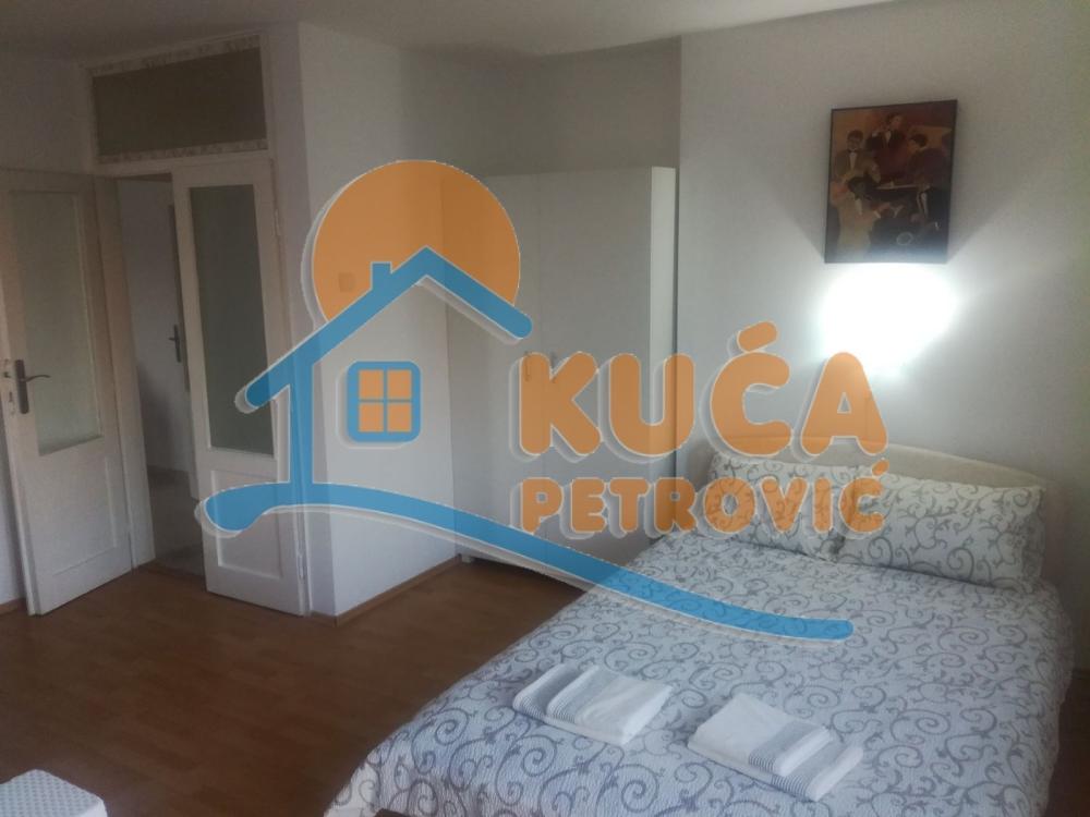 Slika 4 - Vožda Karađorđa, Dvosoban stan za izdavanje, 51m2, 350€