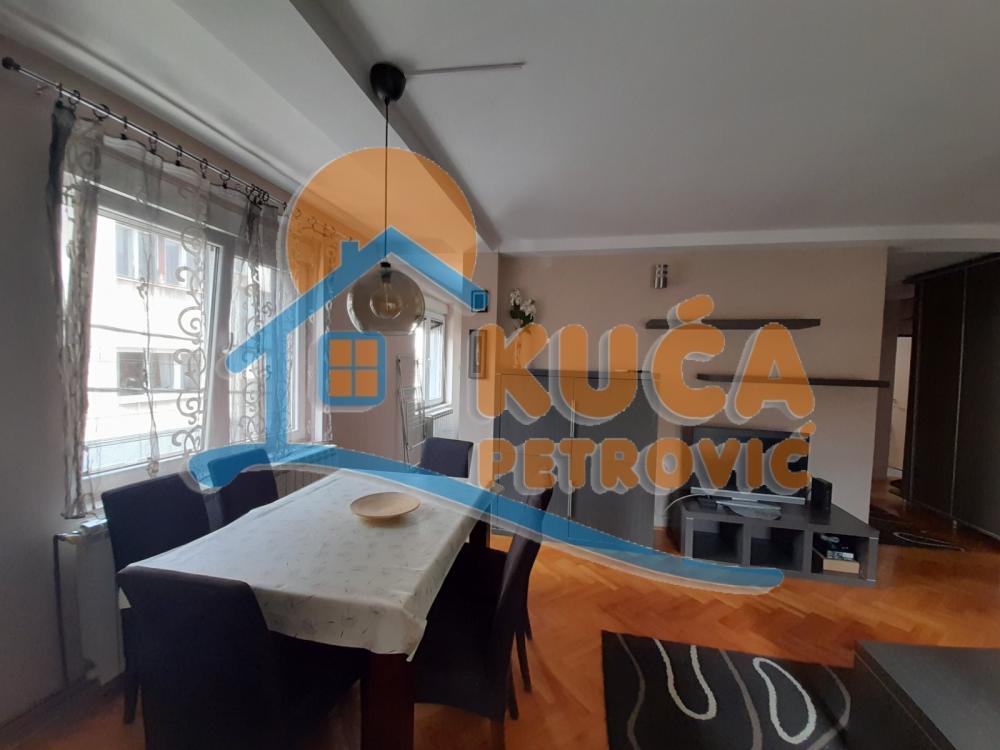 Slika 4 - Stojana Novakovića, Troiposoban stan za izdavanje, 95m2, 450€