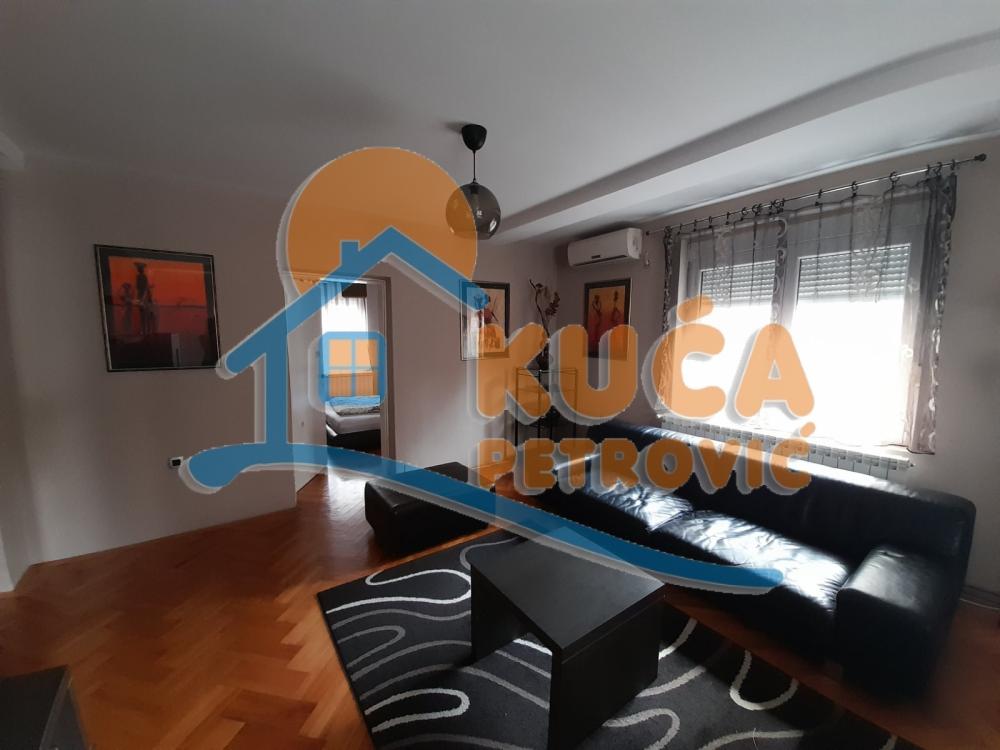 Slika 3 - Stojana Novakovića, Troiposoban stan za izdavanje, 95m2, 450€