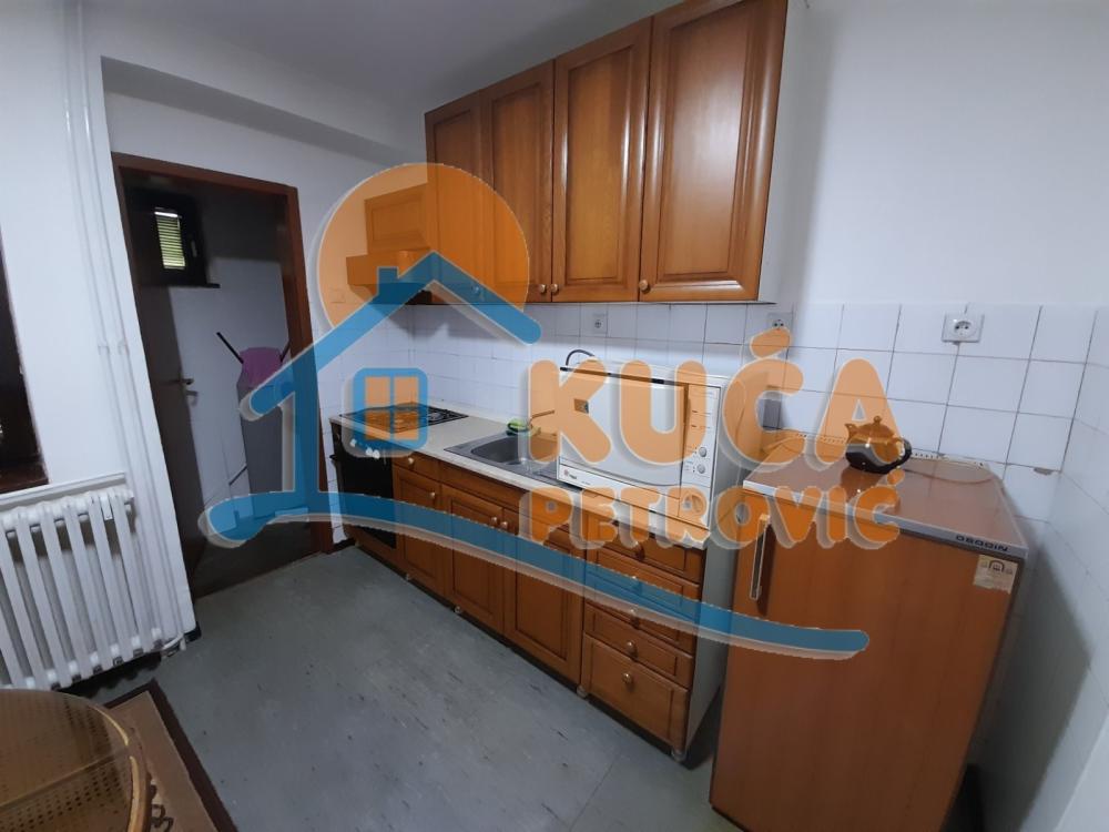 Slika 9 - Bulevar Nemanjića, Dvosoban stan za izdavanje, 54m2, 300€