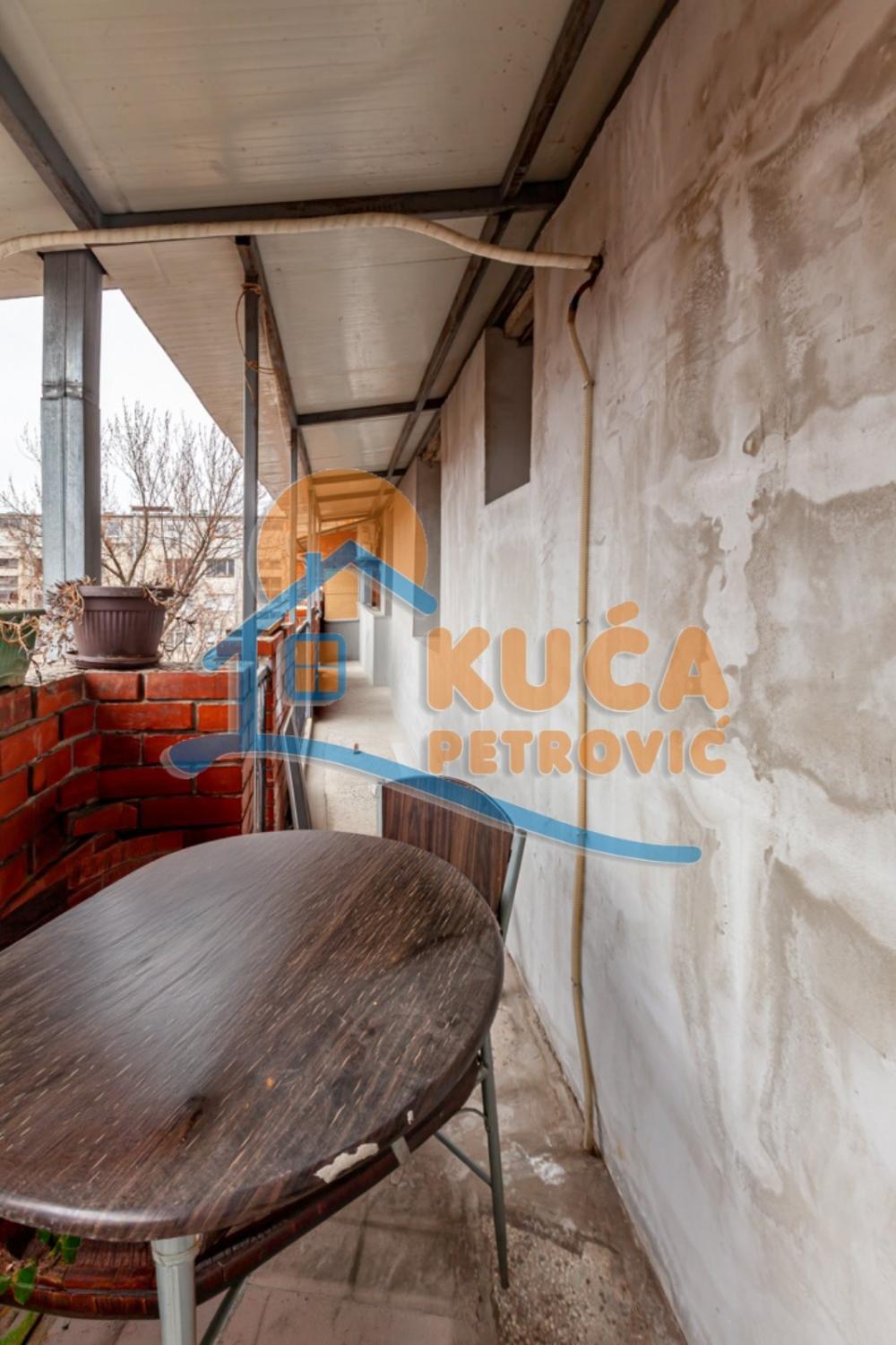 Slika 7 - Radnih brigada, Dvoiposoban stan na prodaju, 53m2, 101.200€