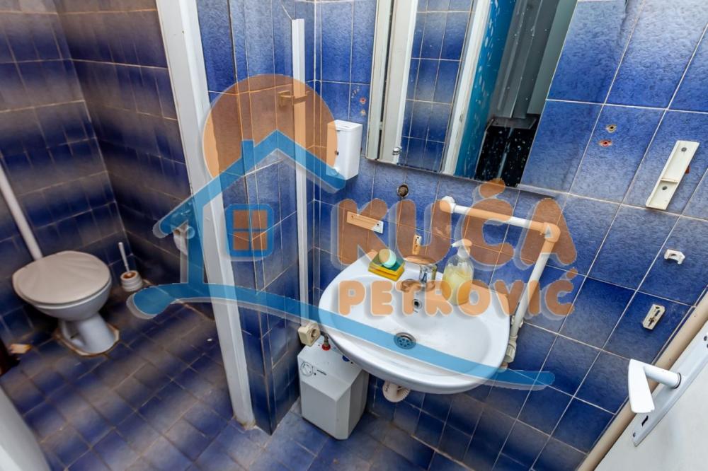 Slika 11 - Koste Stamenkovića,  Lokal za izdavanje, 53m2, 450€