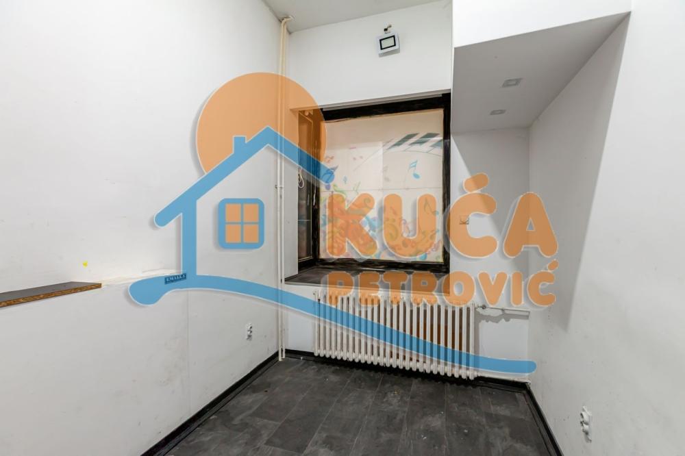 Slika 8 - Koste Stamenkovića,  Lokal za izdavanje, 53m2, 450€