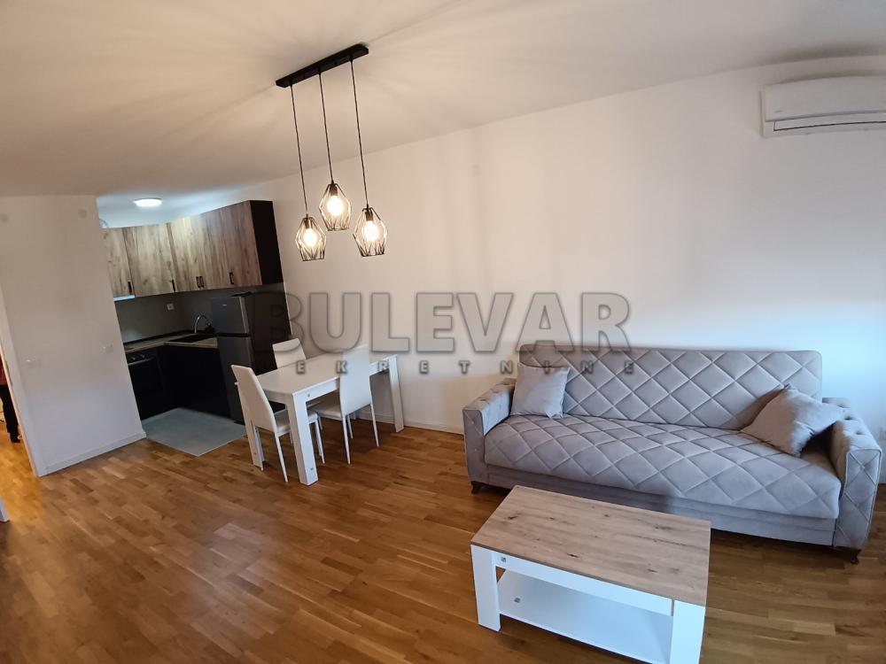 Slika 2 - Obilićev venac, Dvoiposoban stan za izdavanje, 70m2, 450€