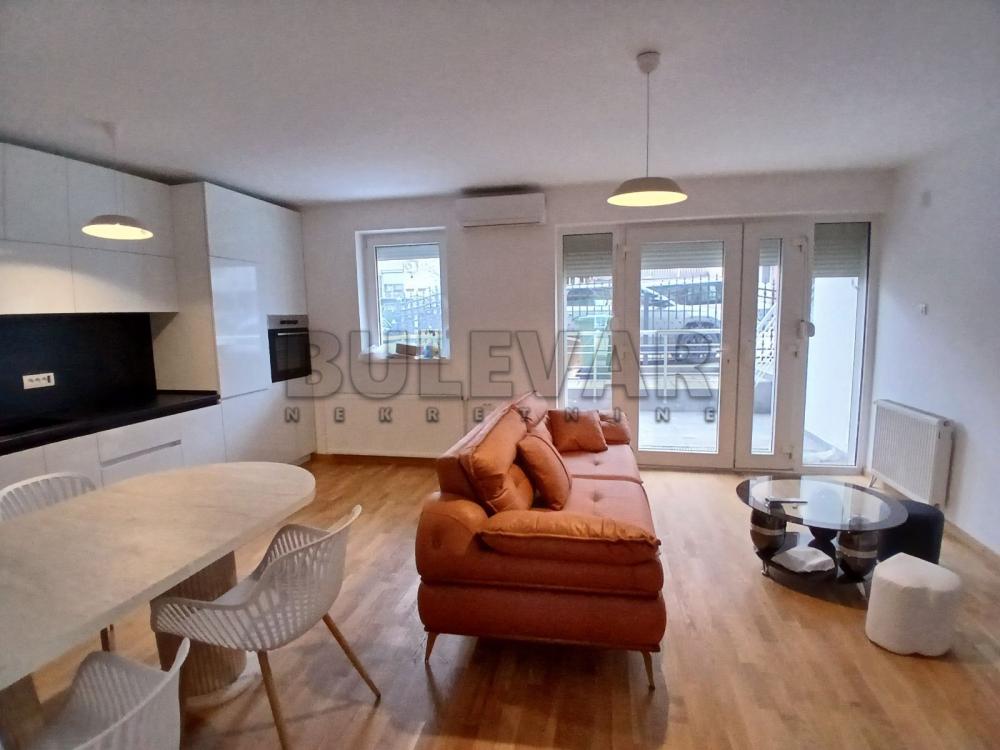 Slika 2 - Stojana Andrića, Dvoiposoban stan za izdavanje, 83m2, 450€