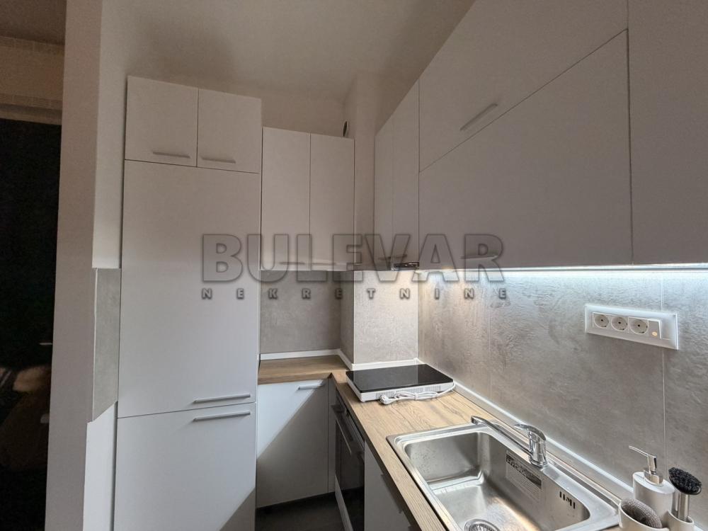 Slika 9 - Stevana Sremca, Jednoiposoban stan za izdavanje, 41m2, 400€