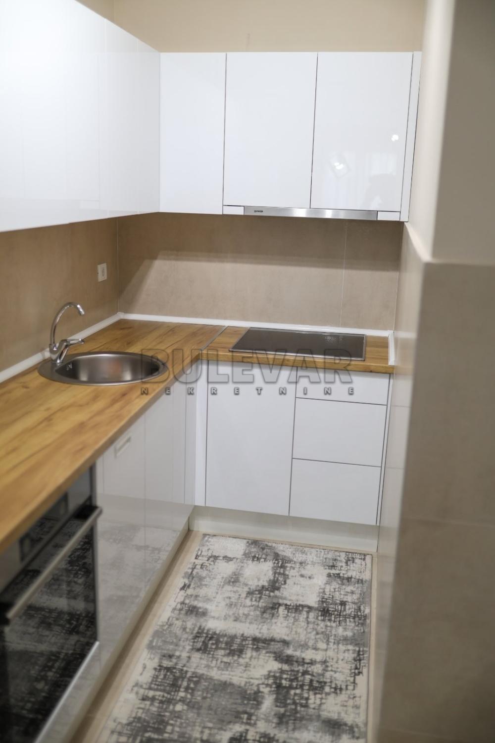 Slika 7 - Bulevar Nemanjića, Jednoiposoban stan za izdavanje, 45m2, 450€