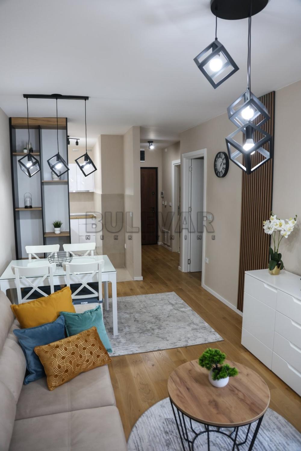 Slika 1 - Bulevar Nemanjića, Jednoiposoban stan za izdavanje, 45m2, 450€