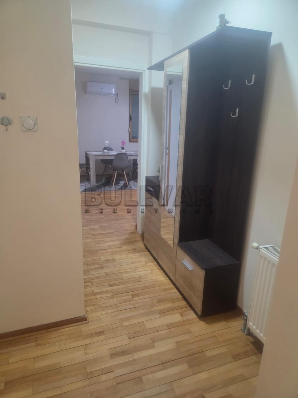 Slika 10 - Episkopska, Dvoiposoban stan za izdavanje, 66m2, 400€