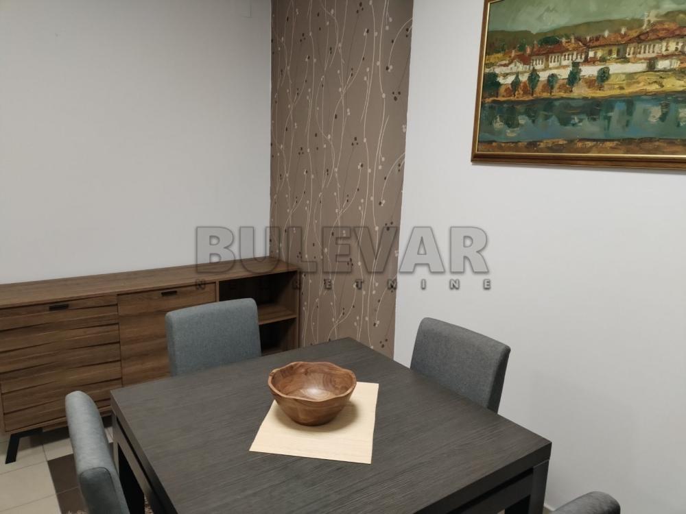 Slika 4 - Obrenovićeva, Dvosoban stan za izdavanje, 52m2, 400€