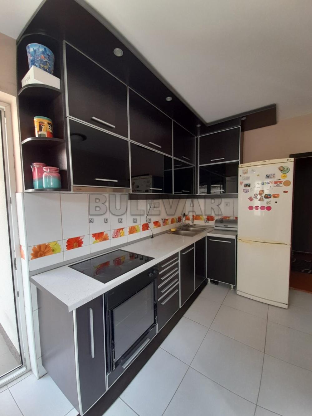 Slika 7 - Stojana Novakovića, Troiposoban stan za izdavanje, 95m2, 450€