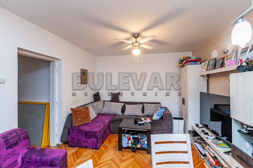 Slika 1 - Radnih brigada, Dvoiposoban stan na prodaju, 53m2, 101.200€